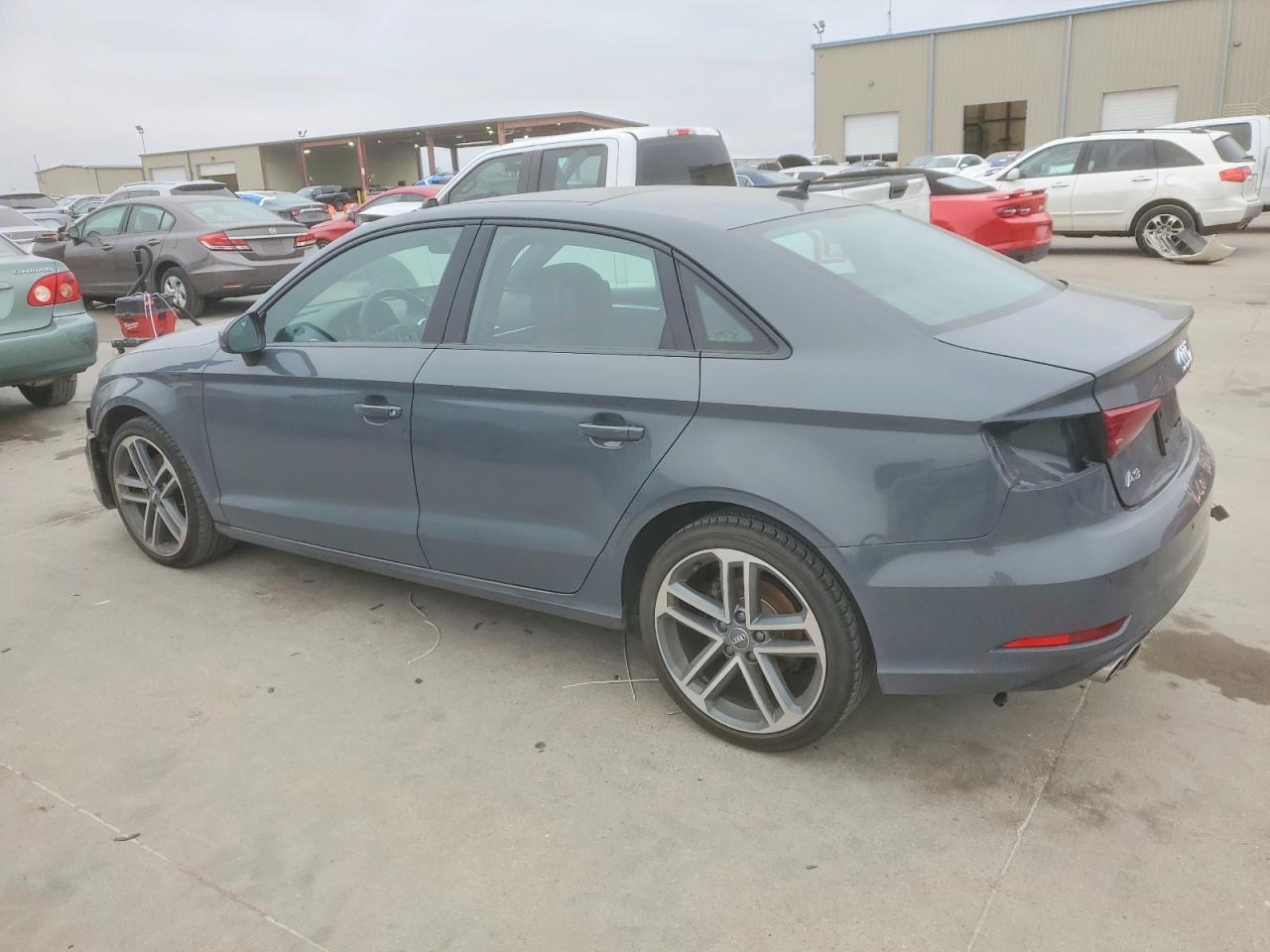 2020 Audi A3 Premium - Фото 2