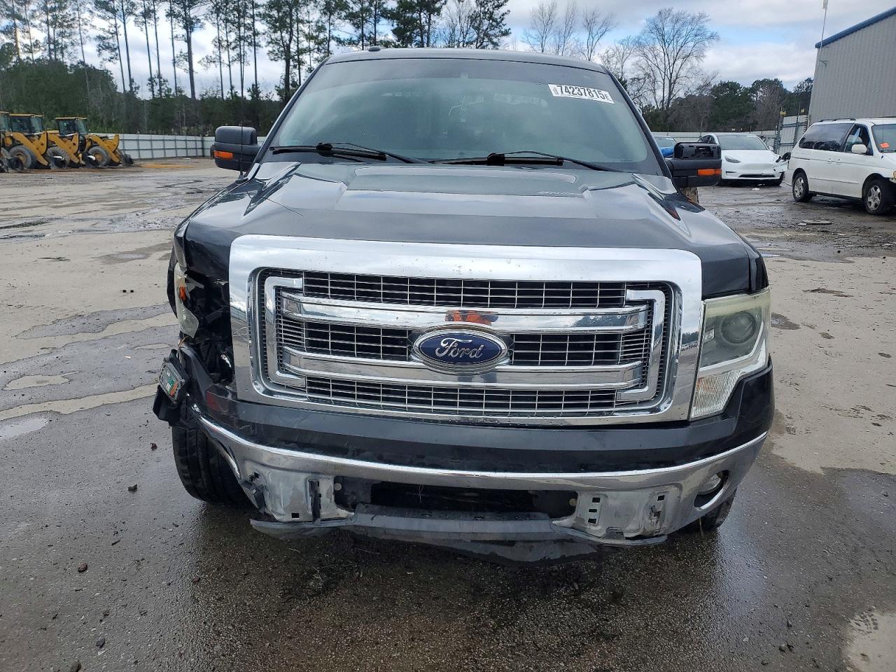 2014 Ford F150 Supercrew - Image 5