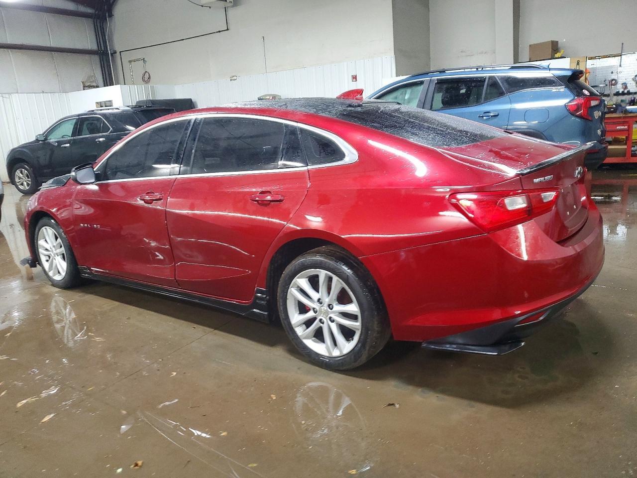 2017 Chevrolet Malibu Lt - Фото 2