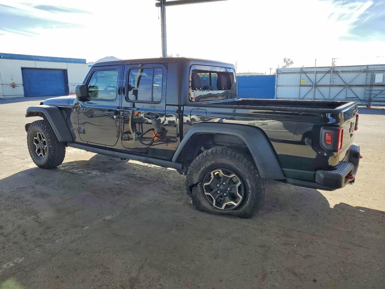 2021 Jeep Gladiator Rubicon - Фото 2