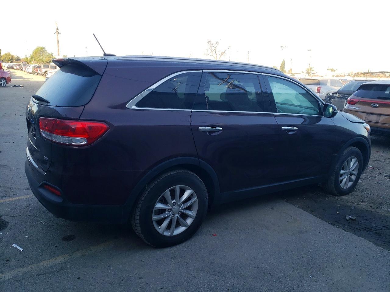 2017 Kia Sorento - Фото 3