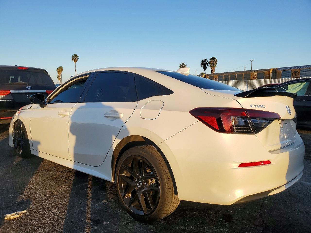 2025 Honda Civic Sport - Фото 2