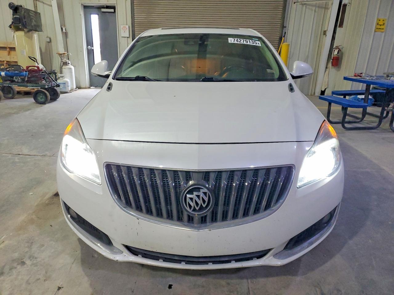 2017 Buick Regal Premium - Image 5