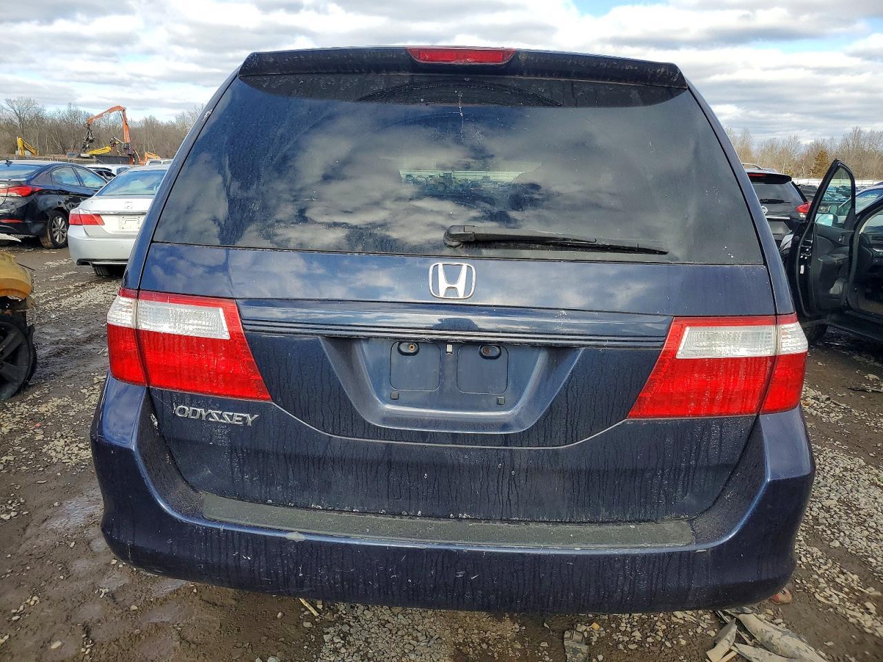 2007 Honda Odyssey - Image 6