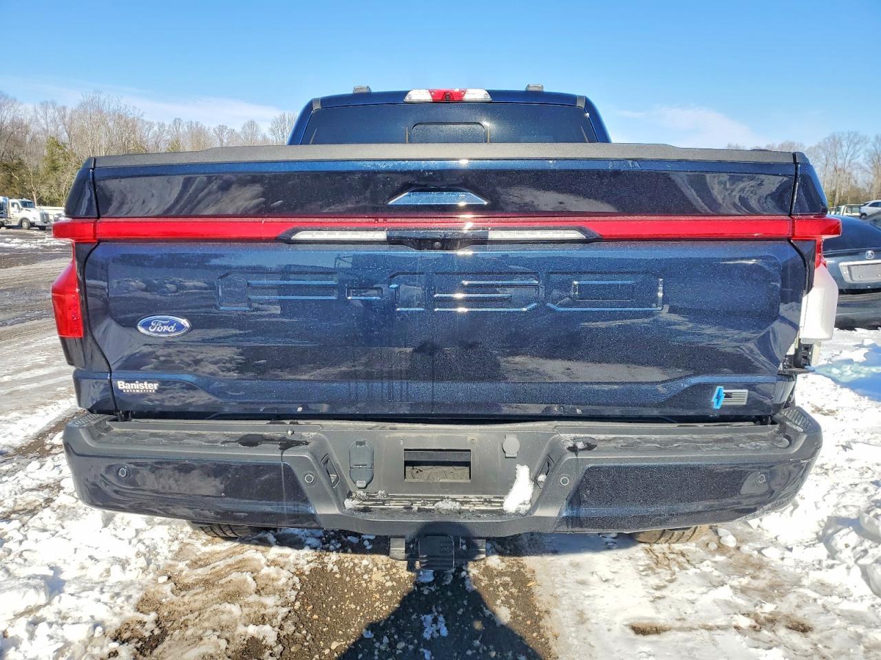 2023 Ford F150 Lightning Pro - Image 6