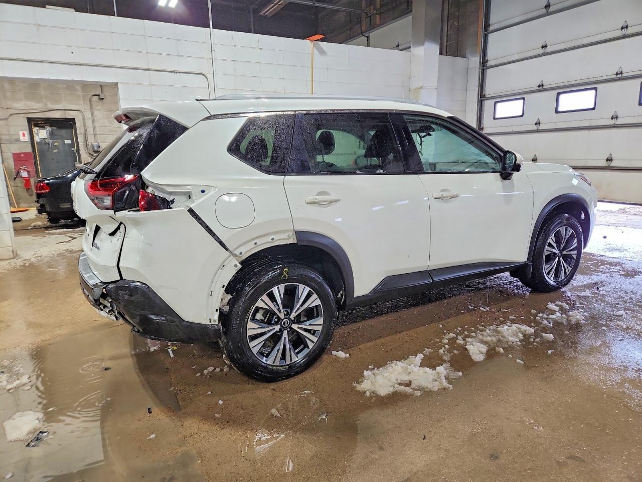 2021 Niss Rogue Sv - Фото 3