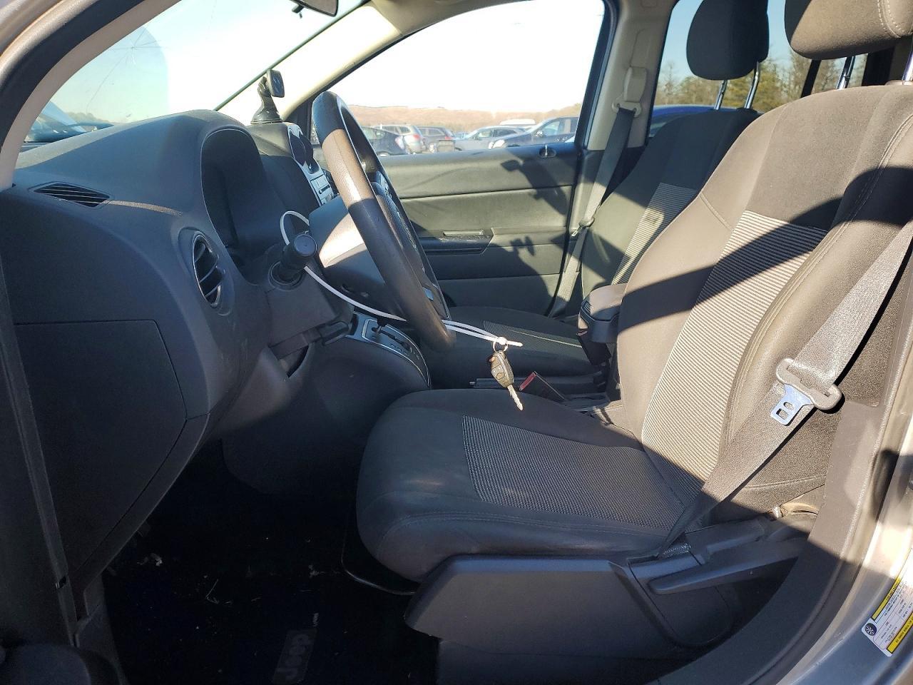 2014 Jeep Compass - Фото 7