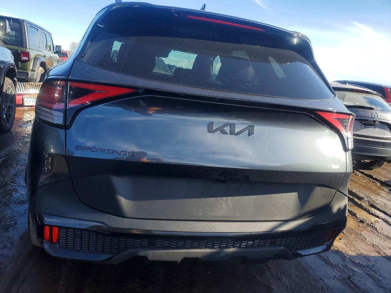2025 Kia Sportage X Line - Image 6