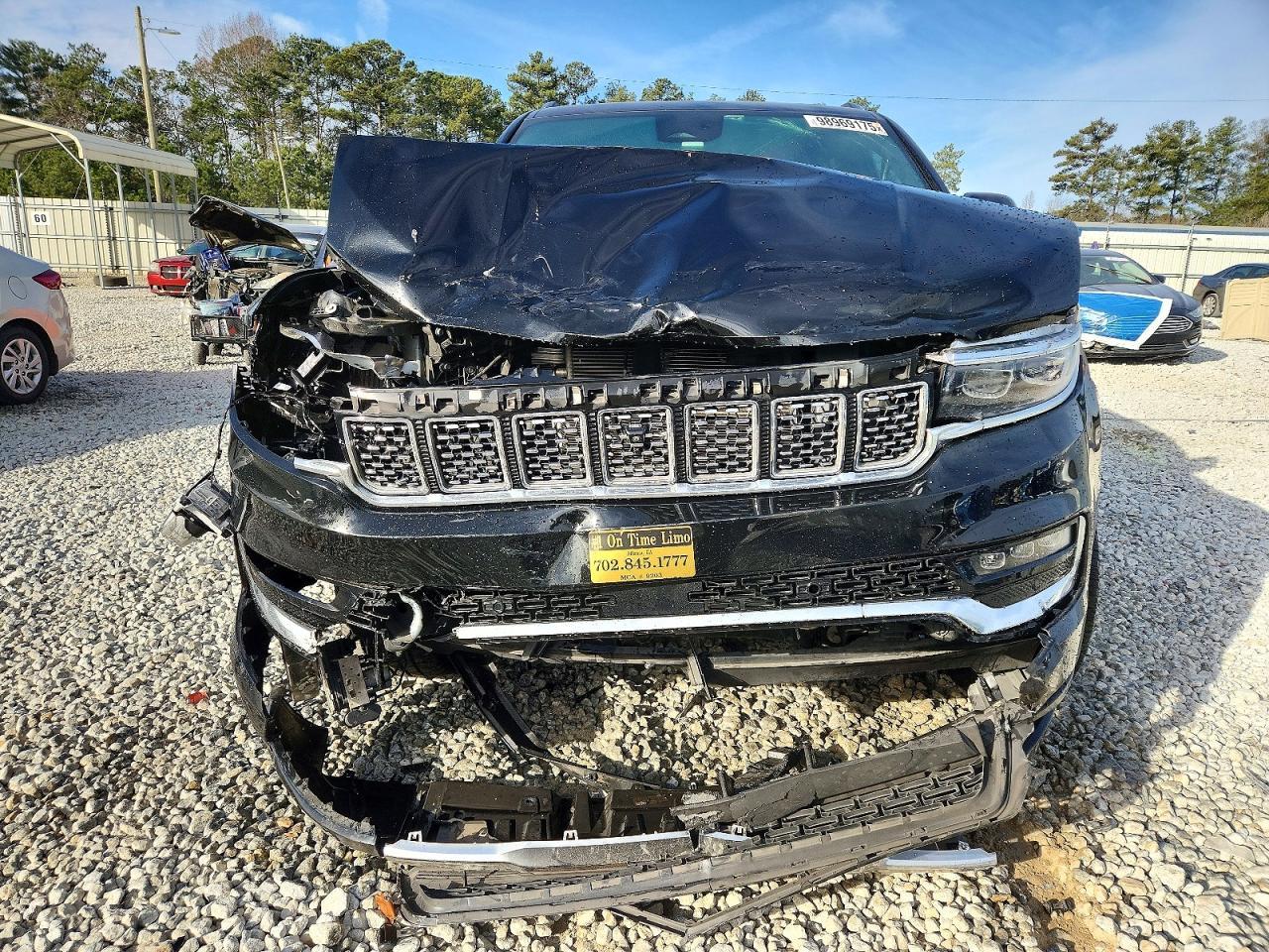 2022 Jeep Grand Wagoneer Series I - Фото 5