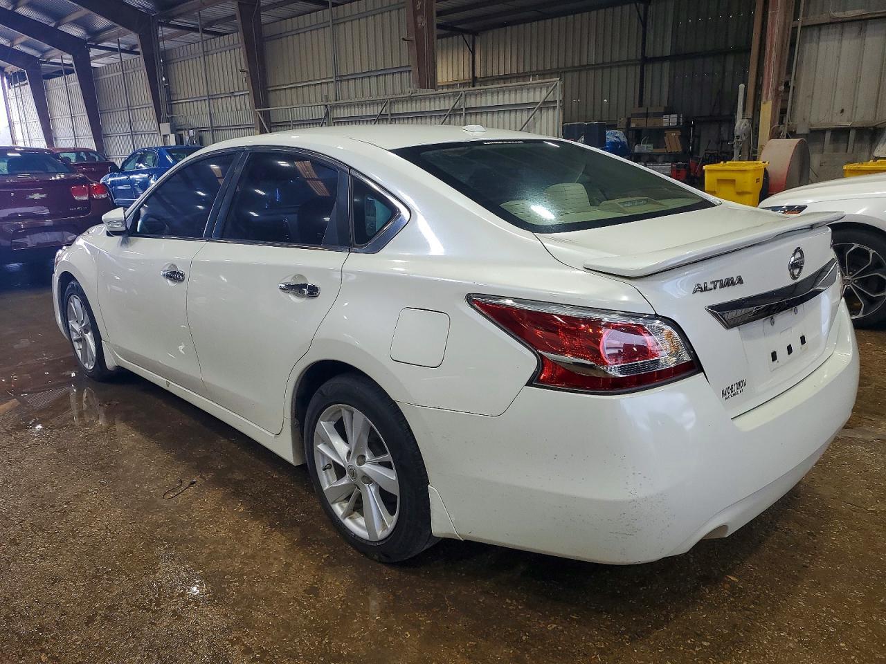 2015 Niss Altima 2.5 - Фото 2
