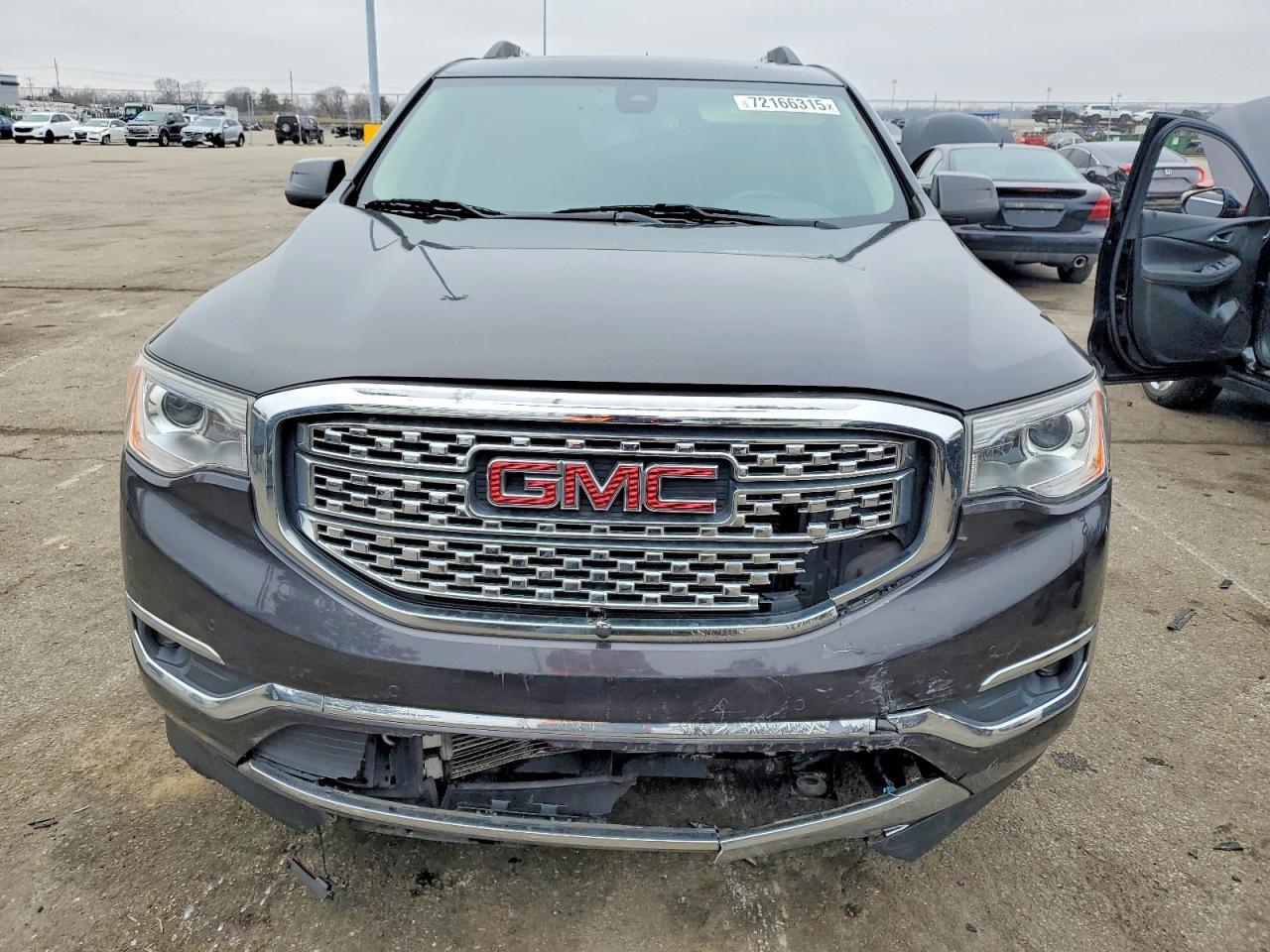 2017 GMC Acadia Denali - Фото 5