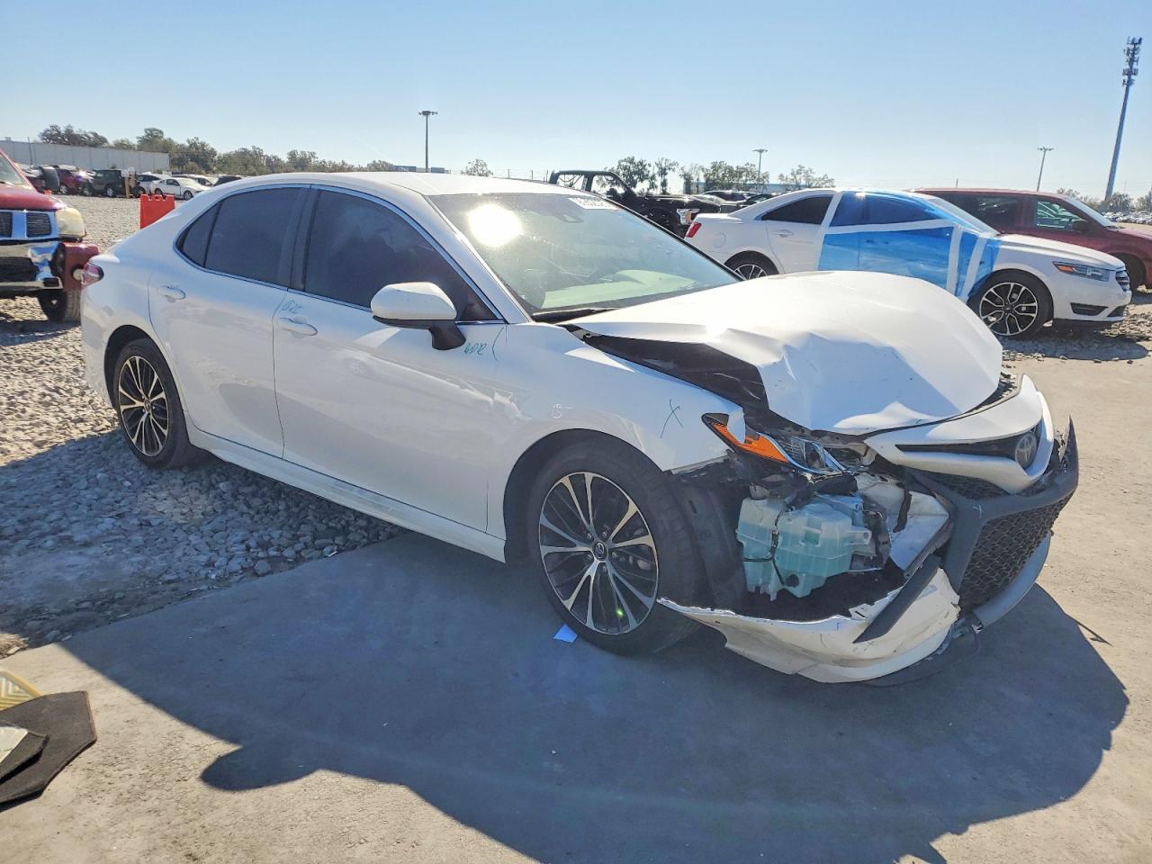 2018 Toyota Camry L - Фото 4