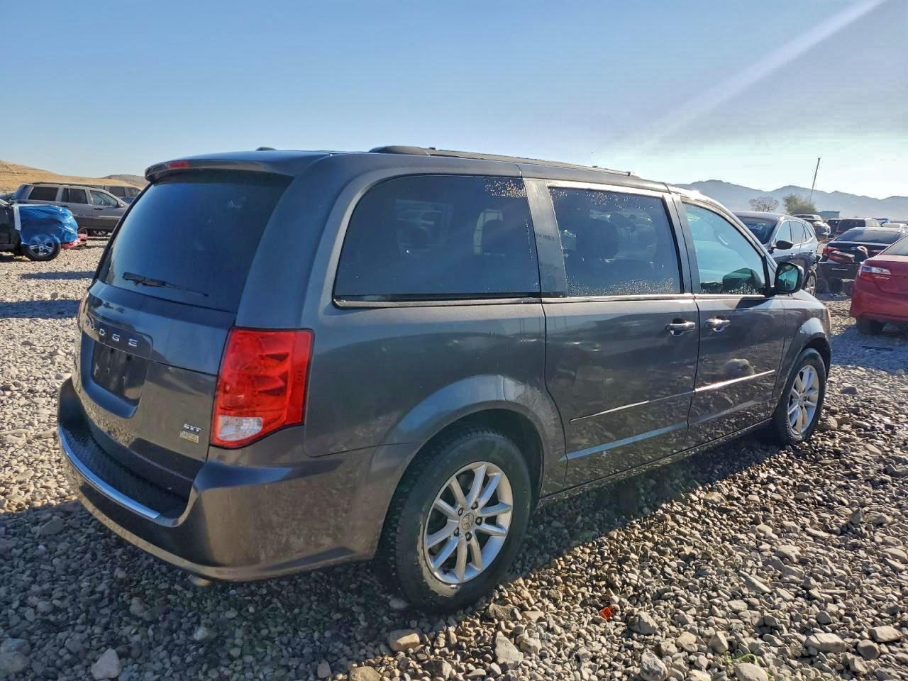 2016 Dodge Grand Caravan Sxt - Фото 3
