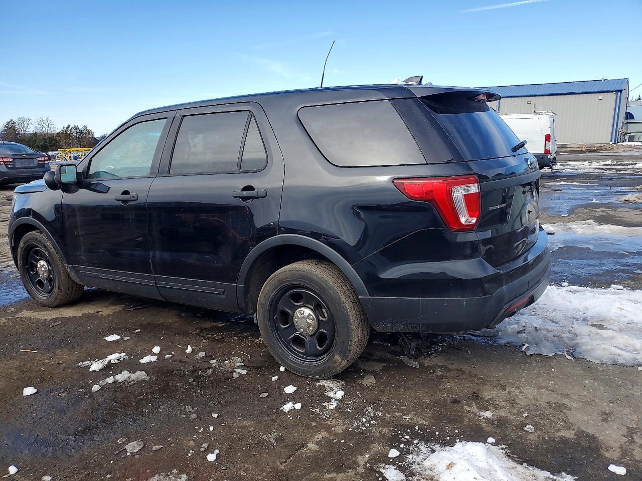 2016 Ford Explorer Police Interceptor - Фото 2