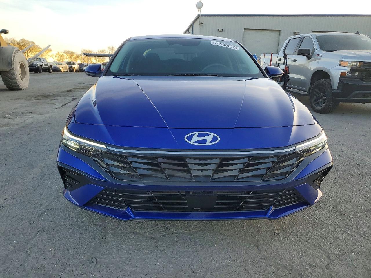 2025 Hyundai Elantra Sel - Фото 5