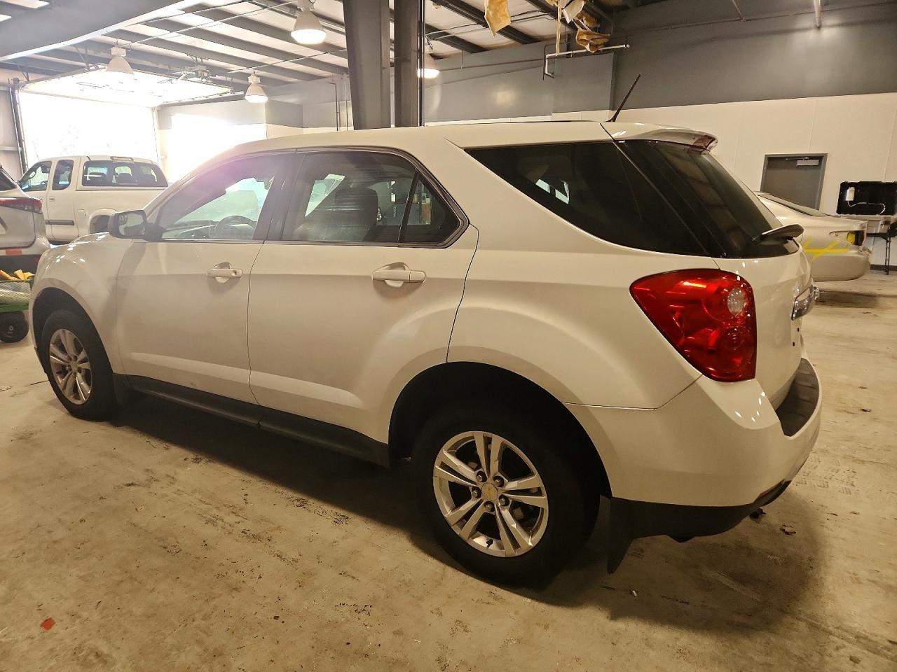 2013 Chevrolet Equinox Ls - Фото 2