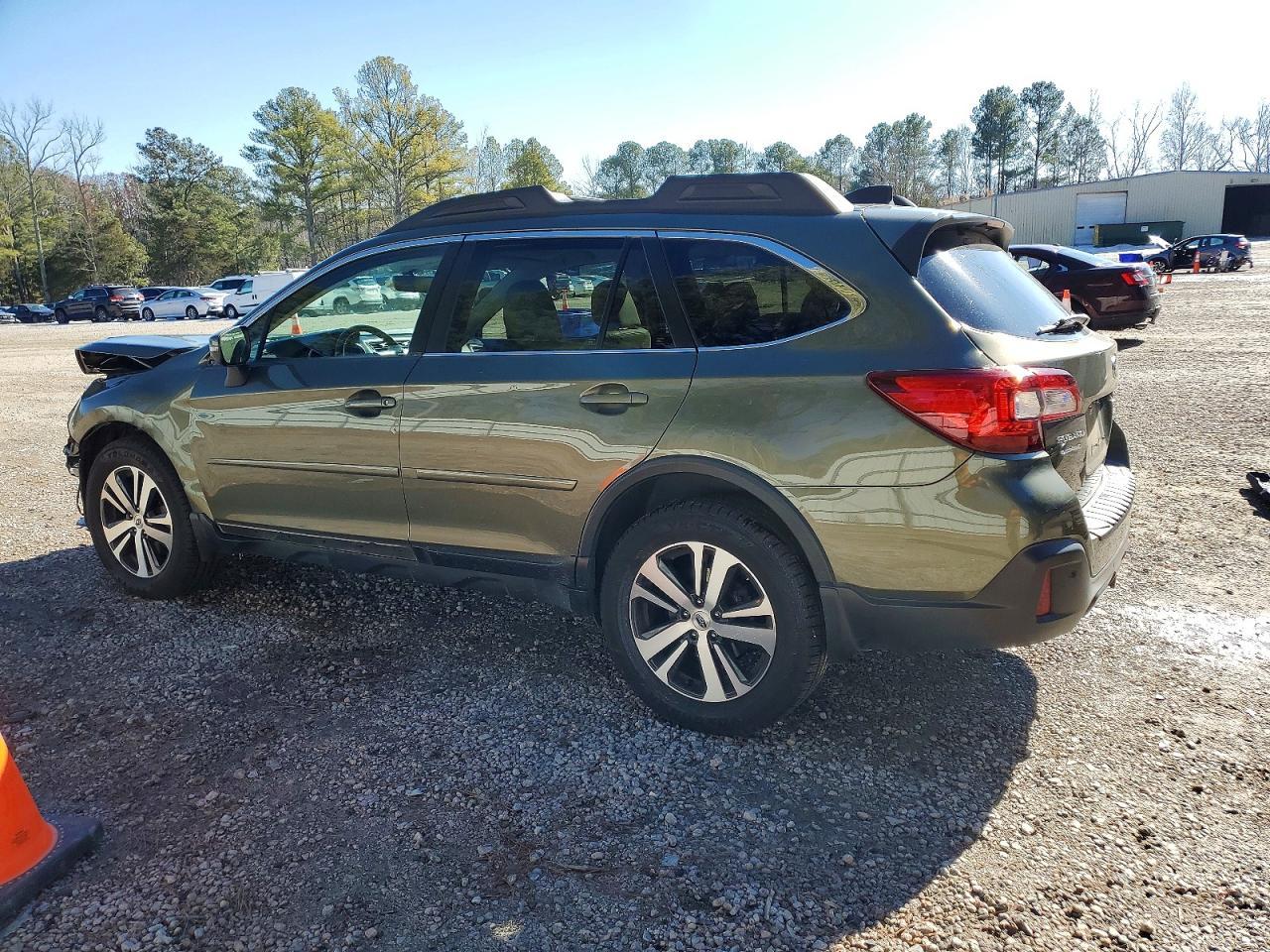 2018 Subaru Outback 3.6R Limited - Фото 2
