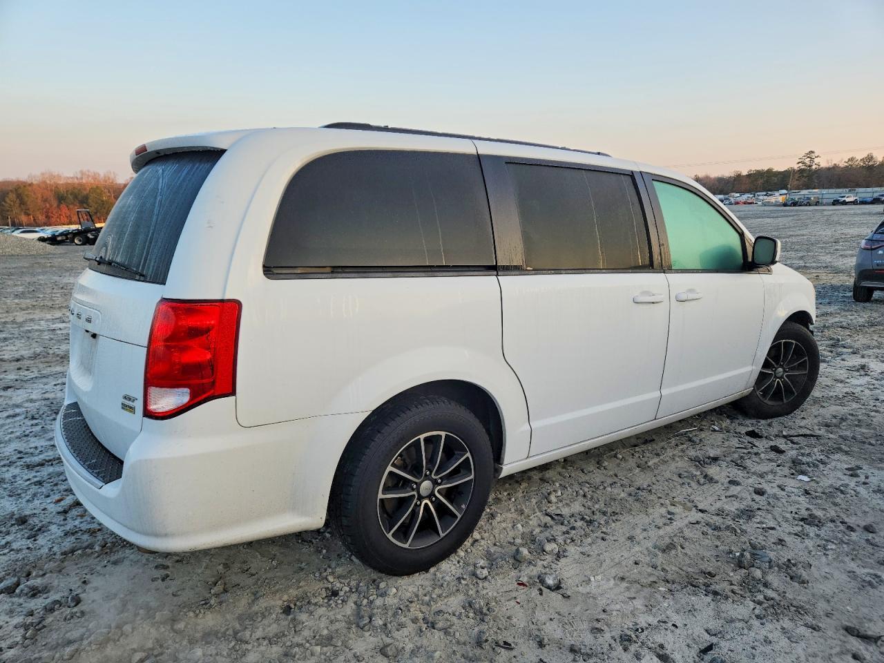 2018 Dodge Grand Caravan Gt - Фото 3