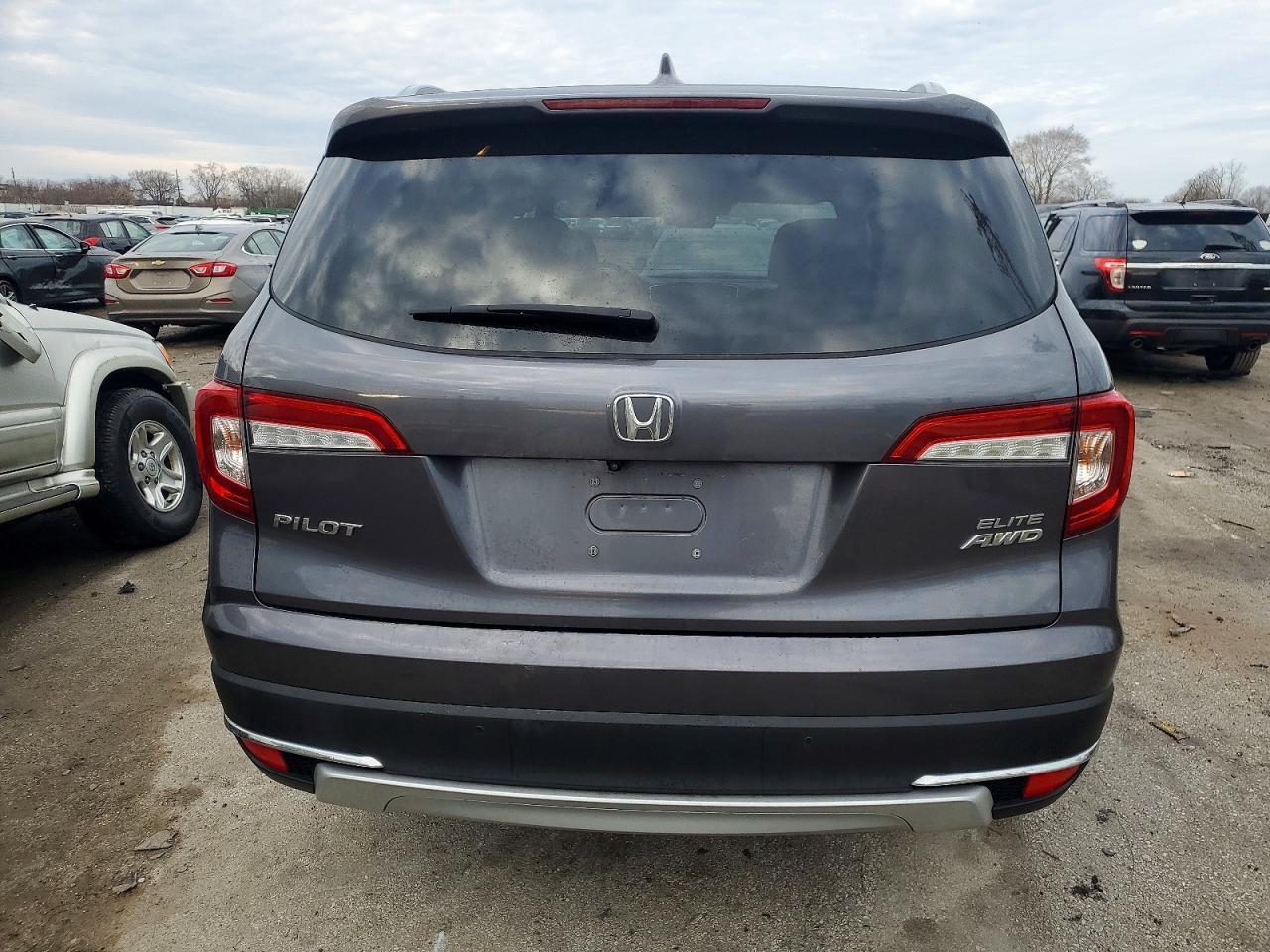 2019 Honda Pilot Elite - Image 6
