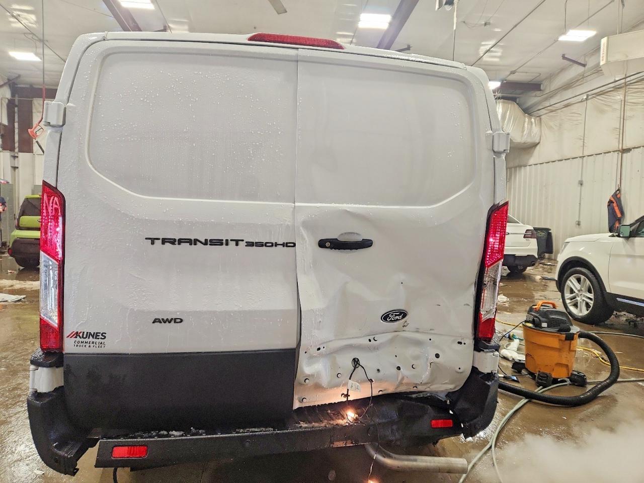 2026 Ford Transit 350 Hd Delivery Van - Фото 6