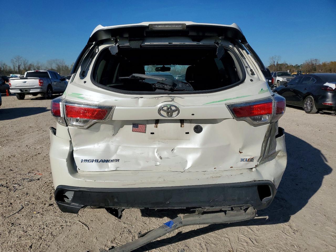 2016 Toyota Highlander Xle - Image 6