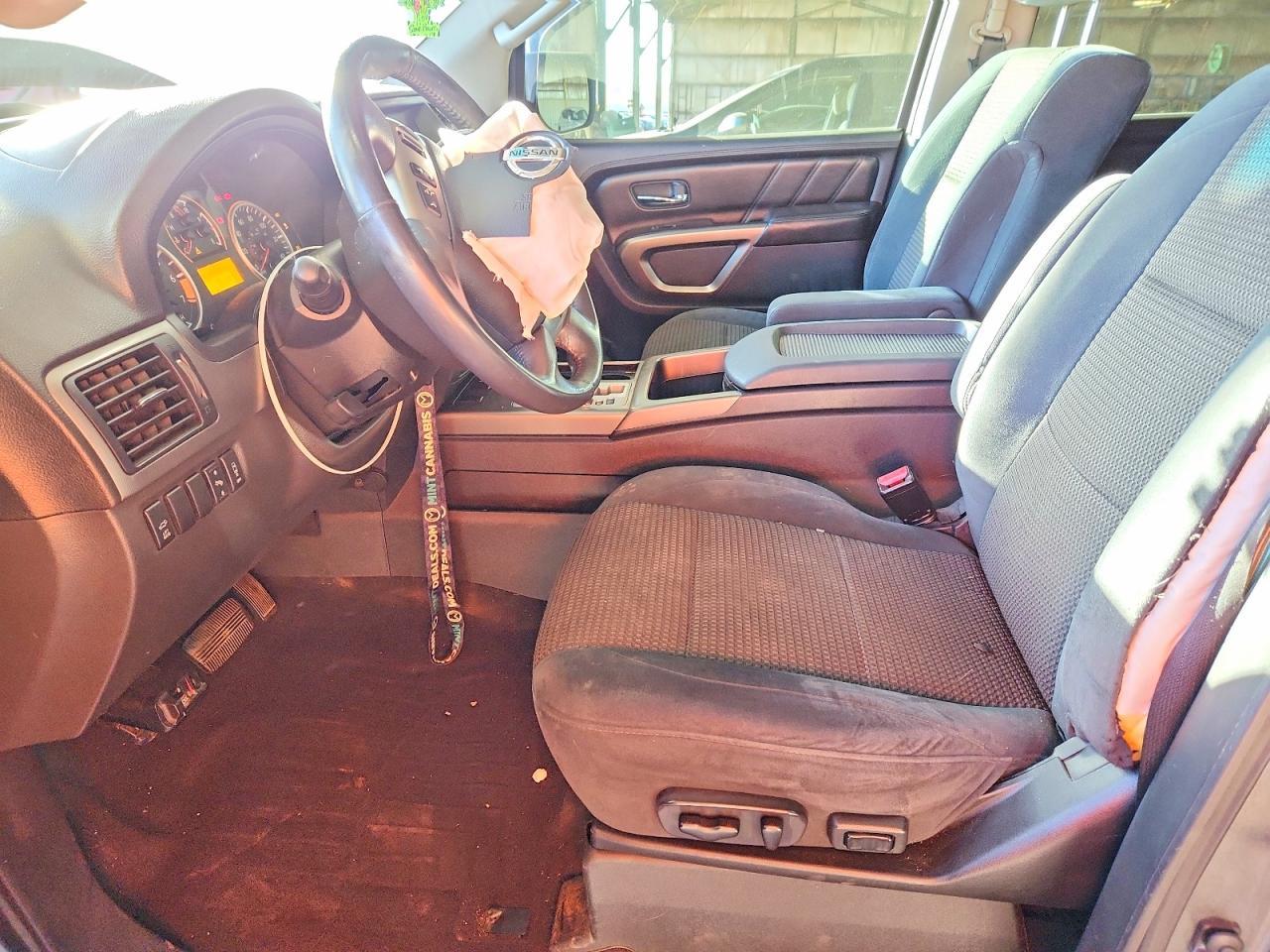 2015 Nissan Armada Sv - Фото 7