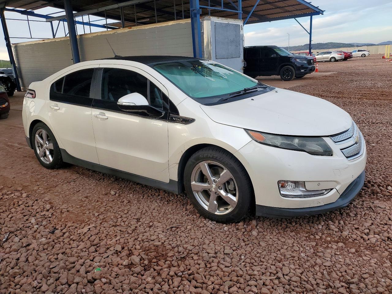 2012 Chevrolet Volt - Image 4