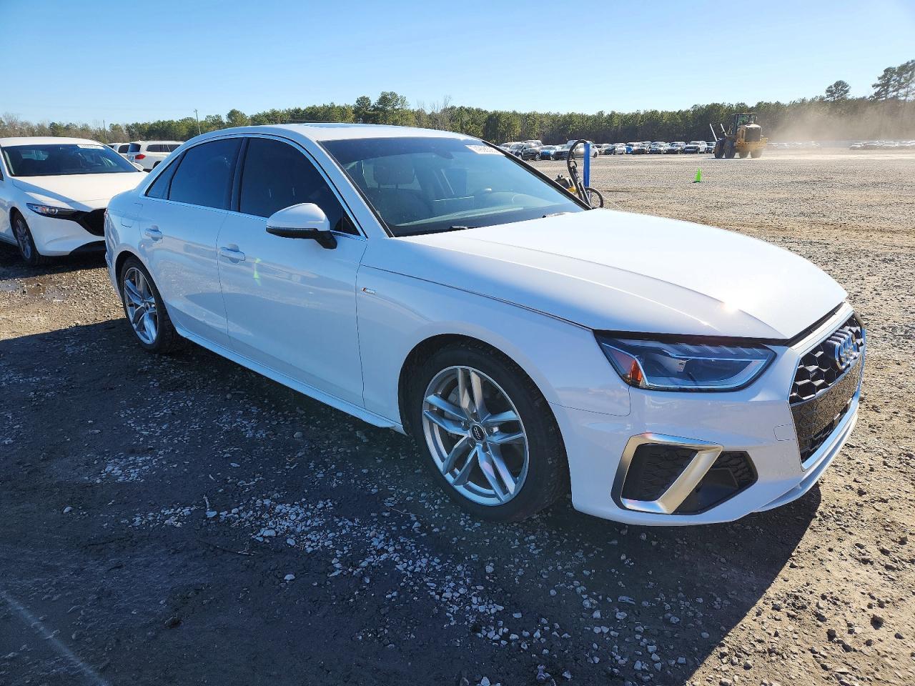 2021 Audi A4 Premium Plus 45 - Фото 4