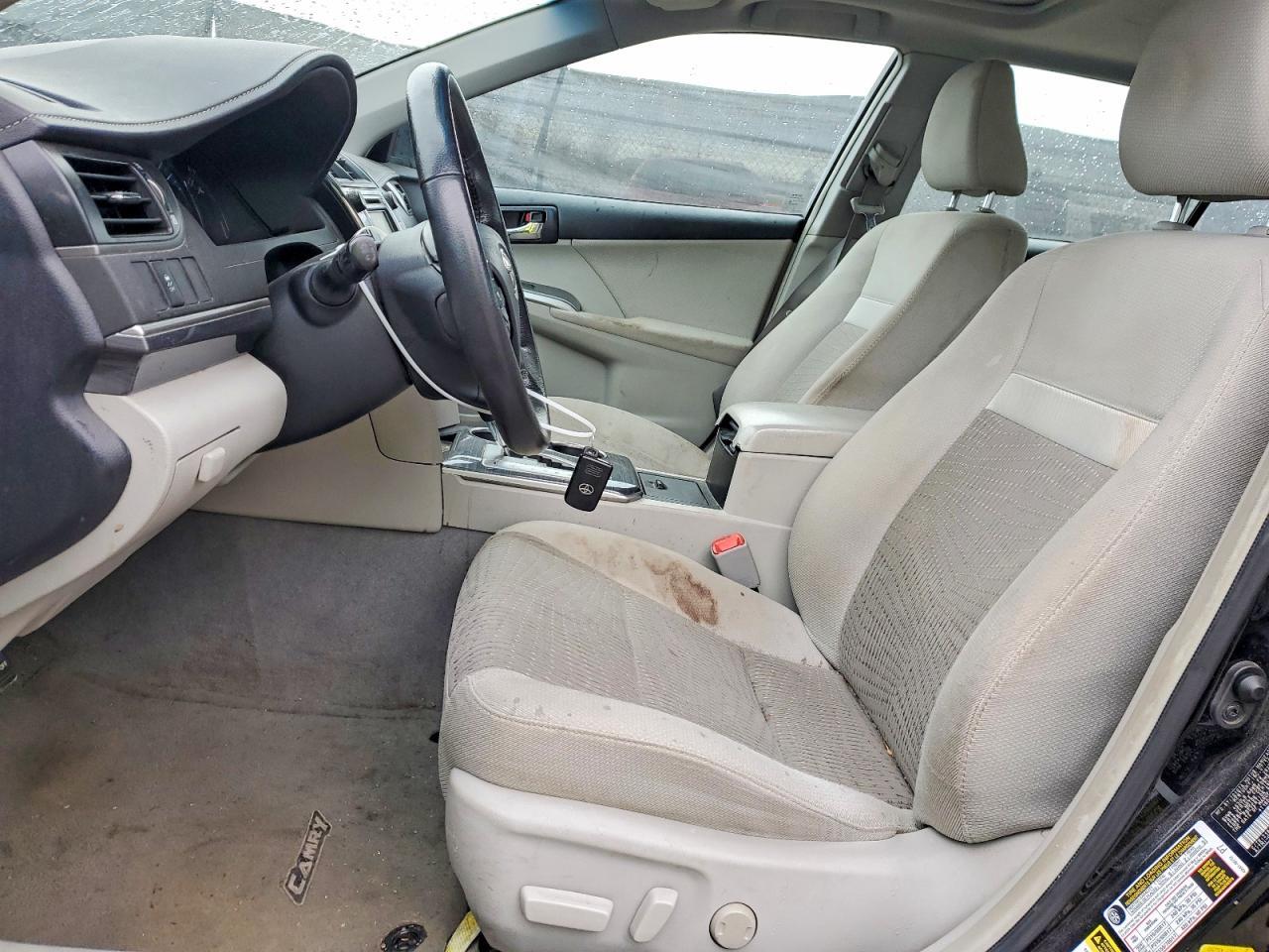 2012 Toyota Camry - Фото 7