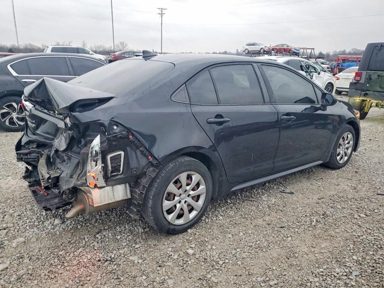 2021 Toyota Corolla Le - Image 3