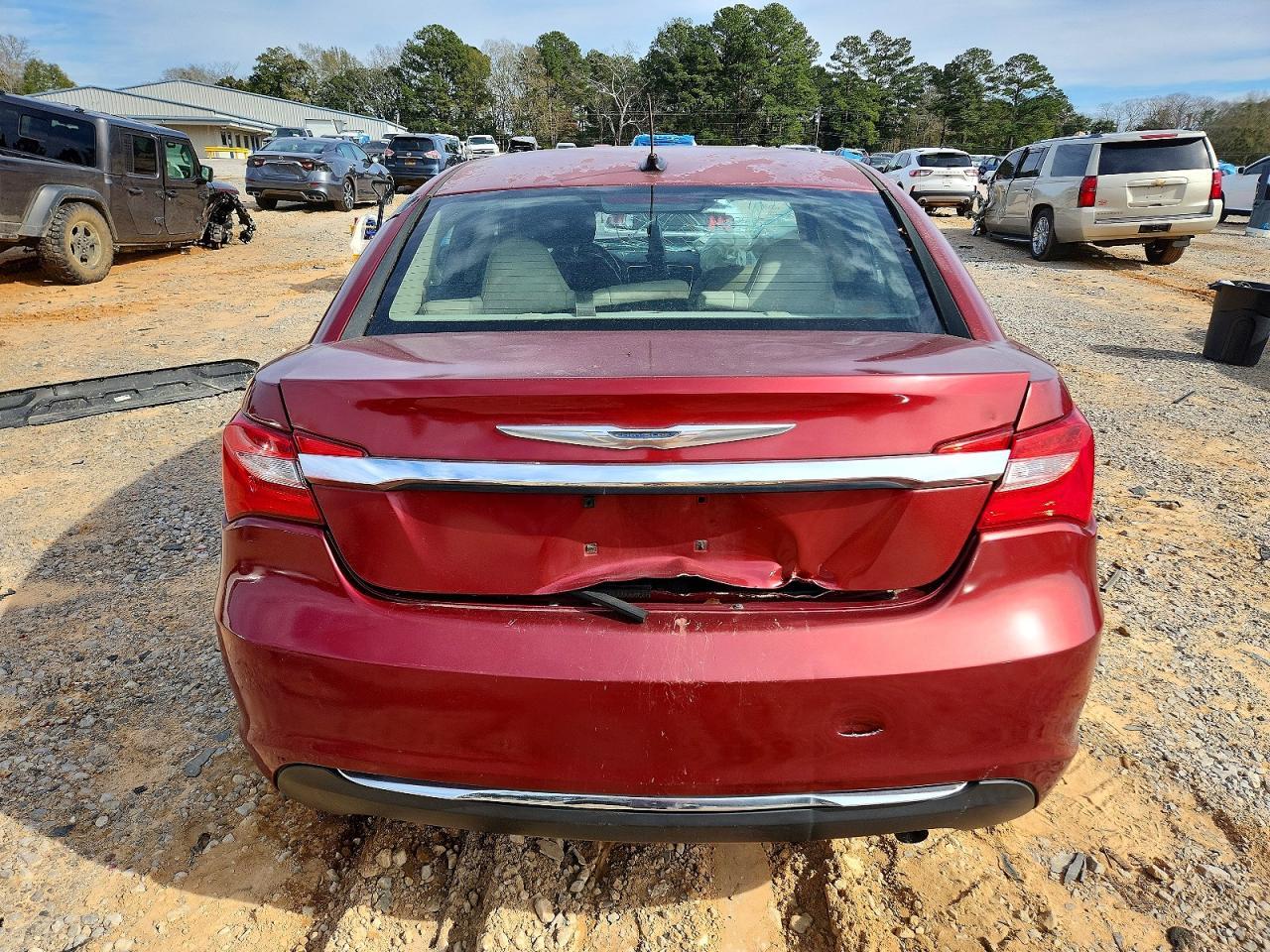 2013 Chrysler 200 Touring - Фото 6