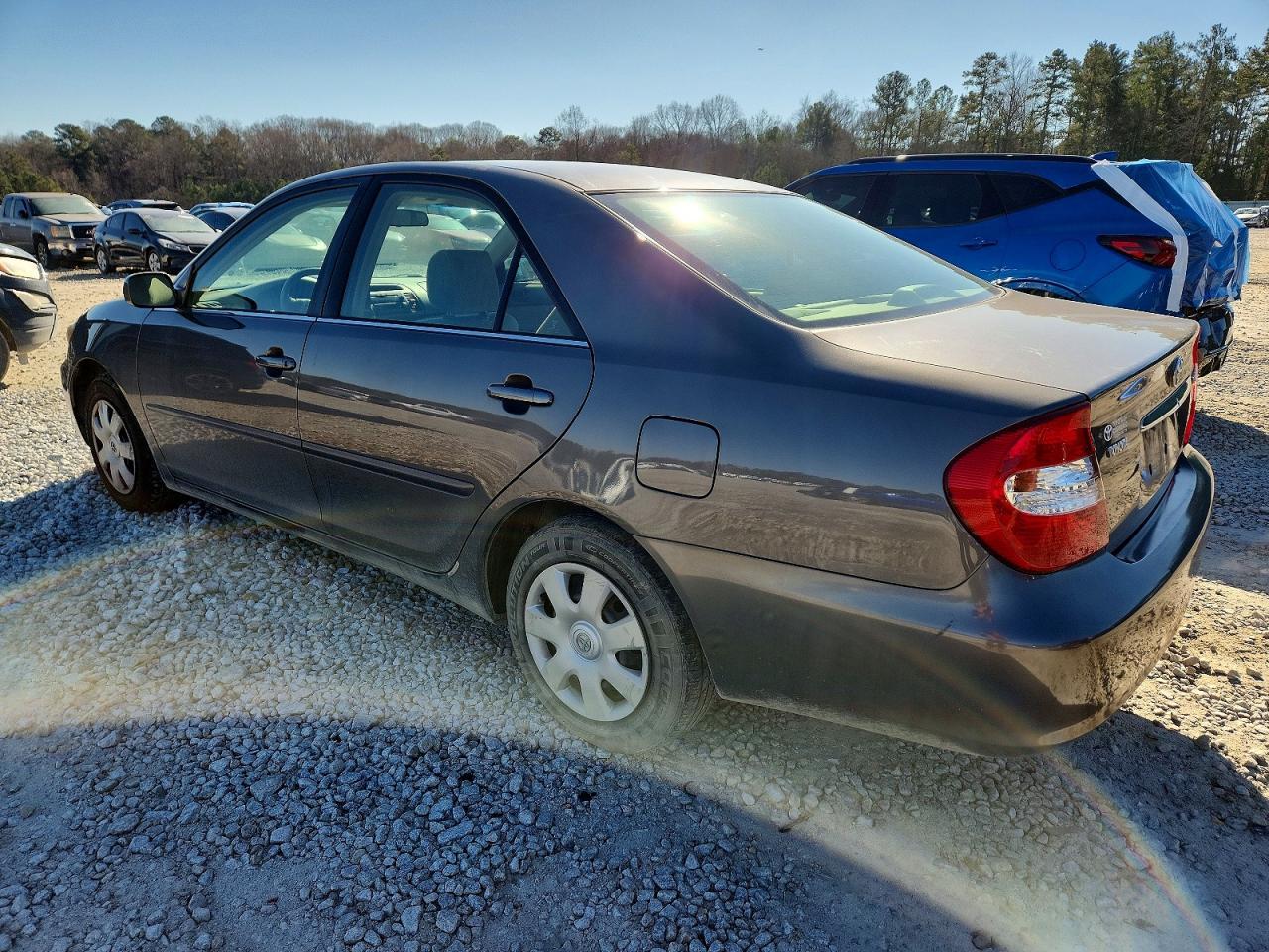 2003 Toyota Camry Le - Фото 2