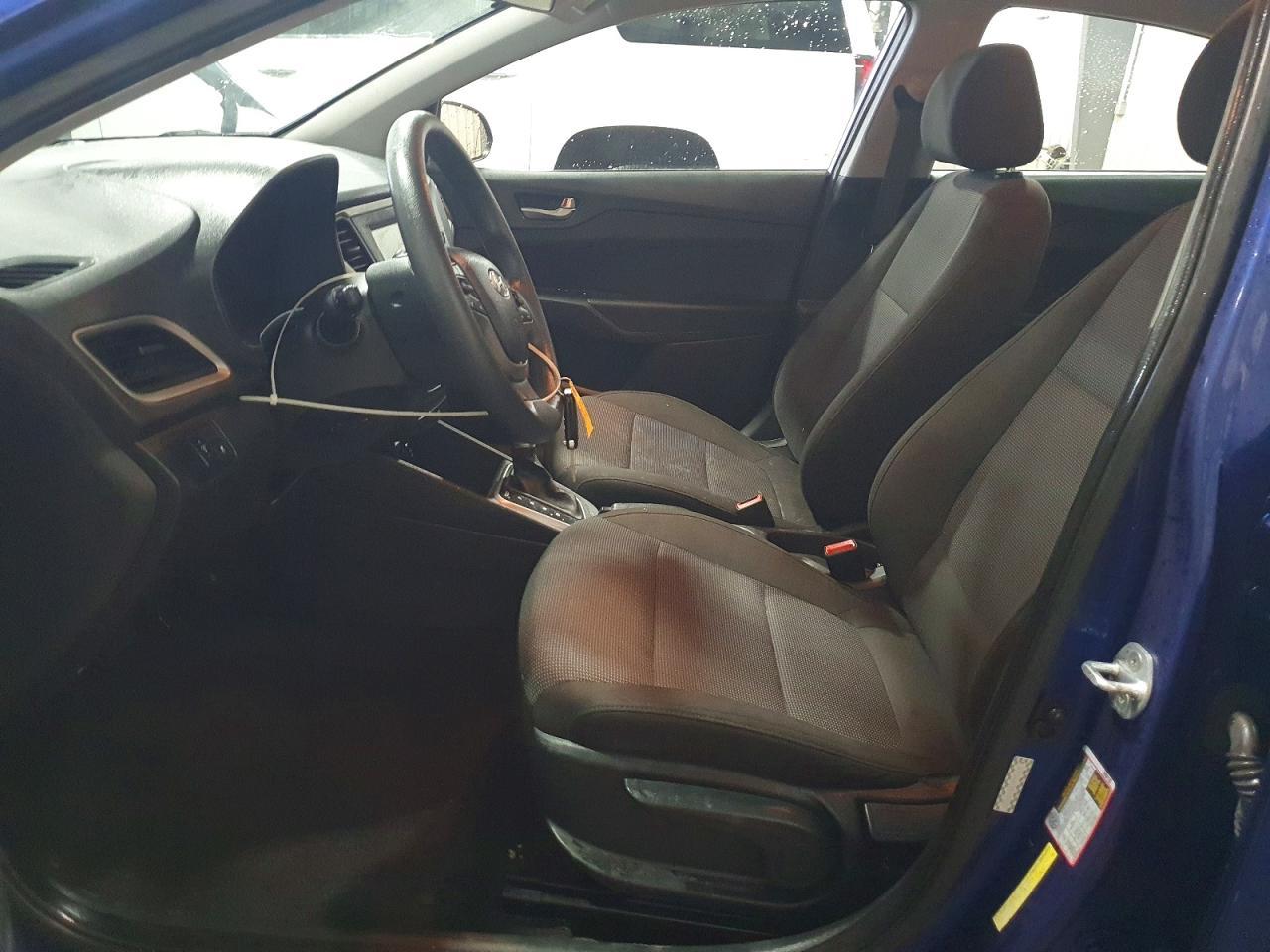2021 Hyundai Accent Se - Фото 7