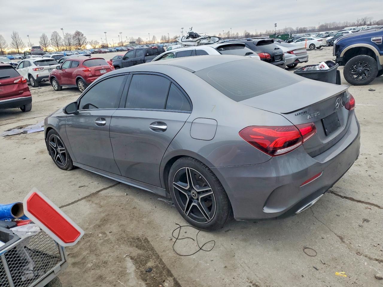 2019 Mercedes-Benz A 220 4Matic - Фото 2