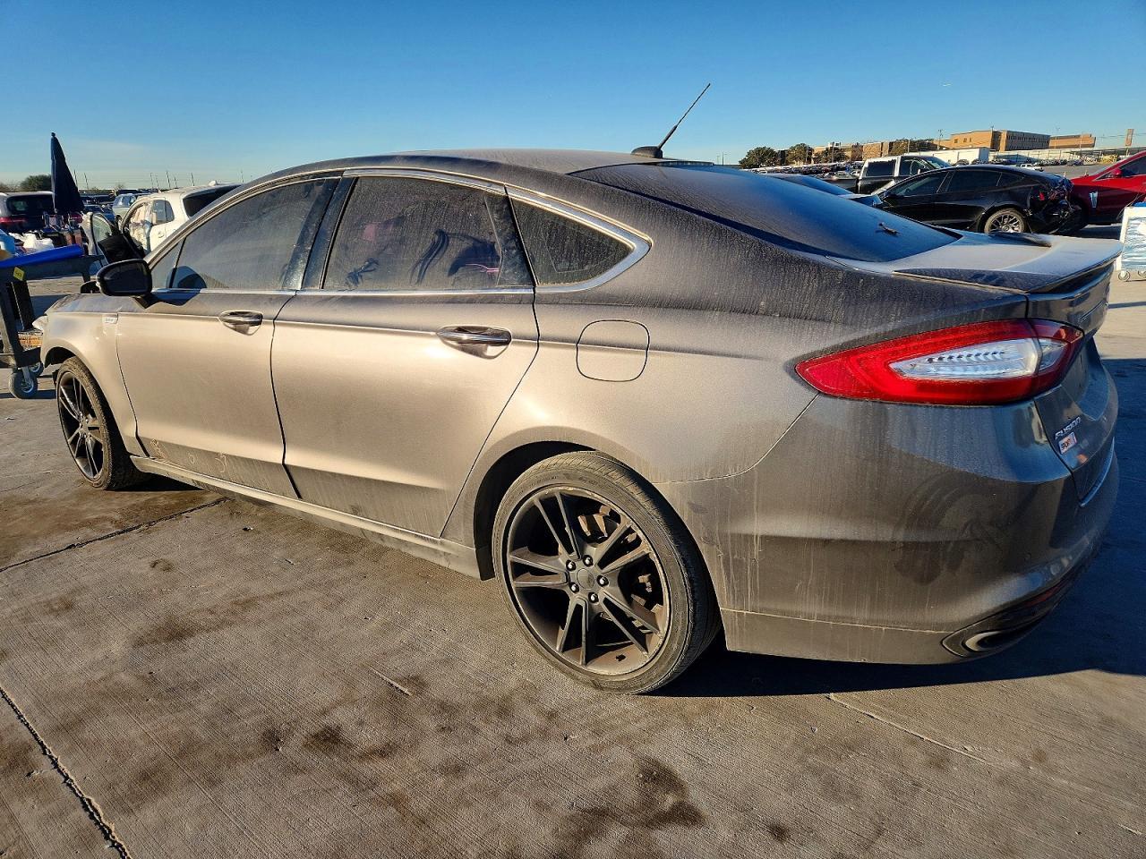2014 Ford Fusion Titanium - Фото 2