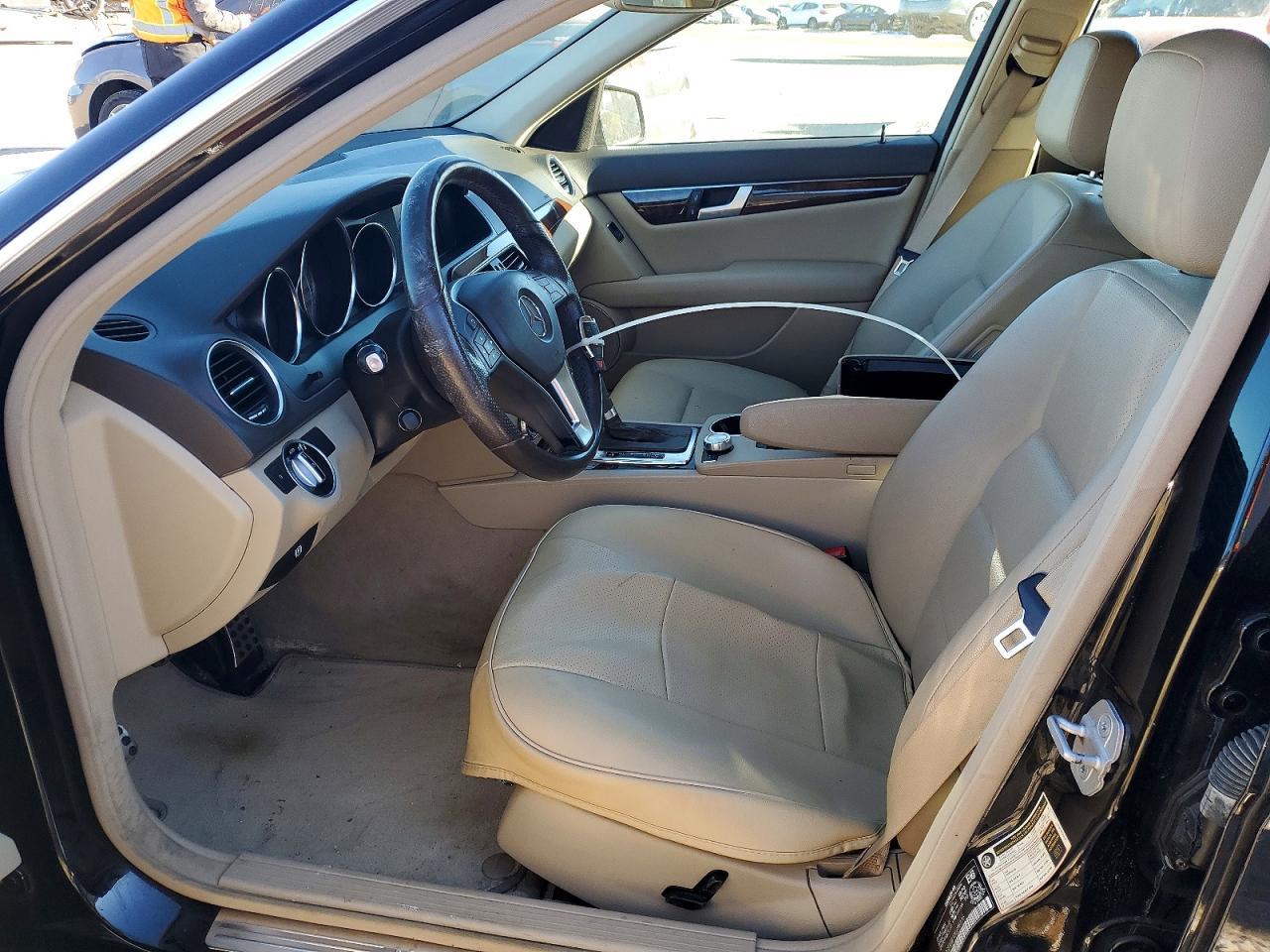 2013 Mercedes-Benz C 300 4Matic - Фото 7