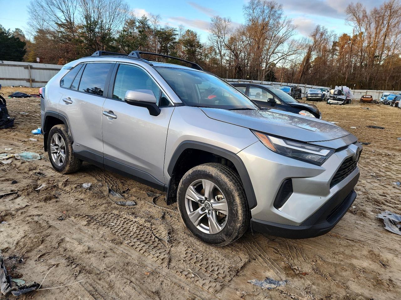 2024 Toyota Rav4 Xle - Фото 4