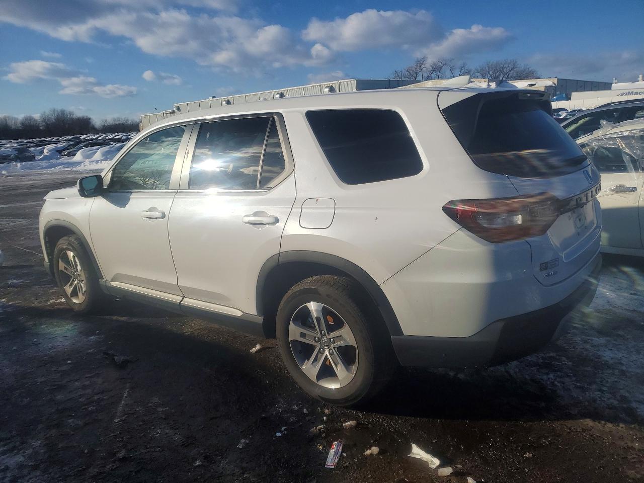 2024 Honda Pilot Exl - Image 2