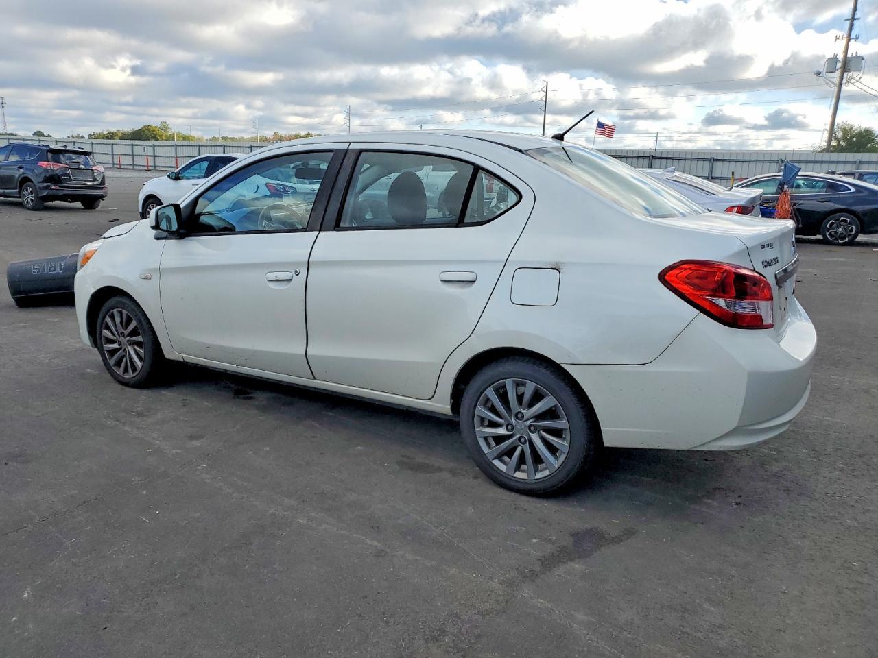 2018 Mitsubishi Mirage G4 Es - Image 2