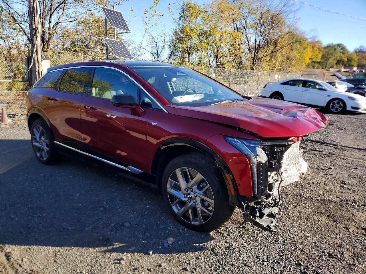 2025 Cadillac Optiq Luxury - Фото 4