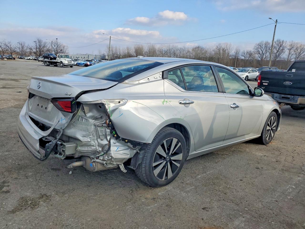 2022 Nissan Altima Sv - Image 3