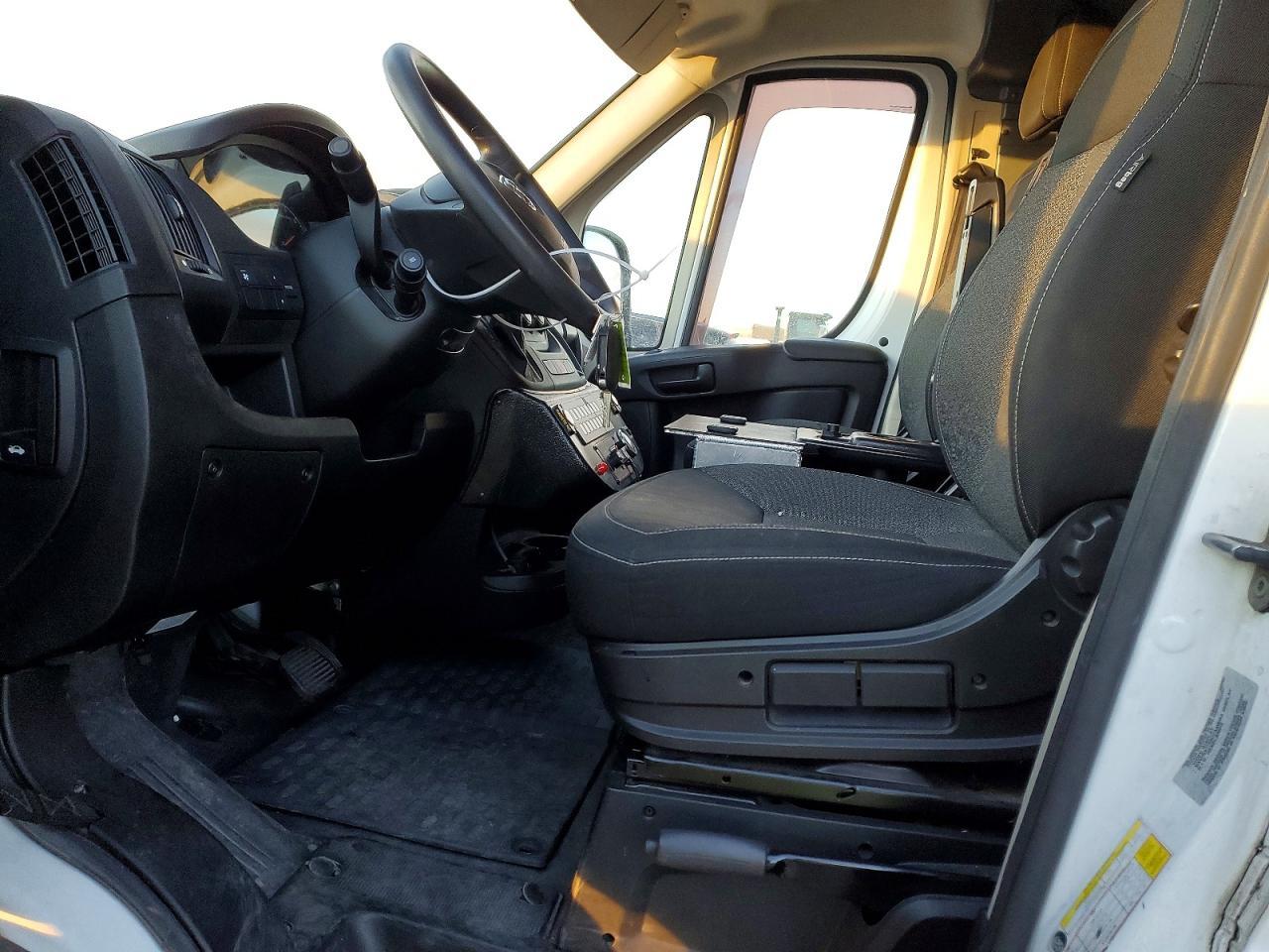 2017 Ram Promaster 3500 Ambulance - Фото 7
