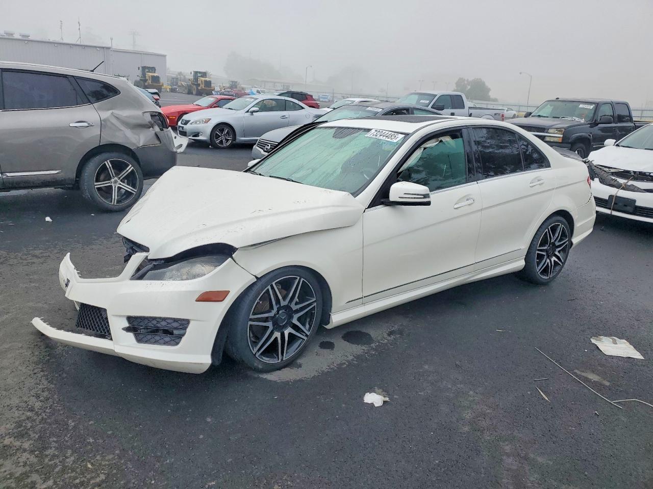 2014 Mercedes-Benz C 250