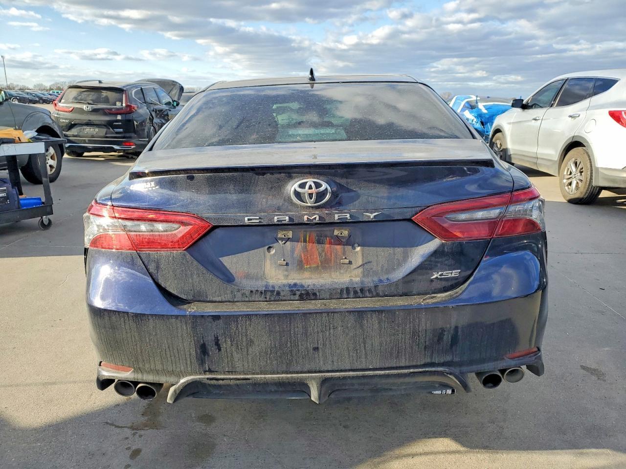 2021 Toyota Camry Xse - Фото 6