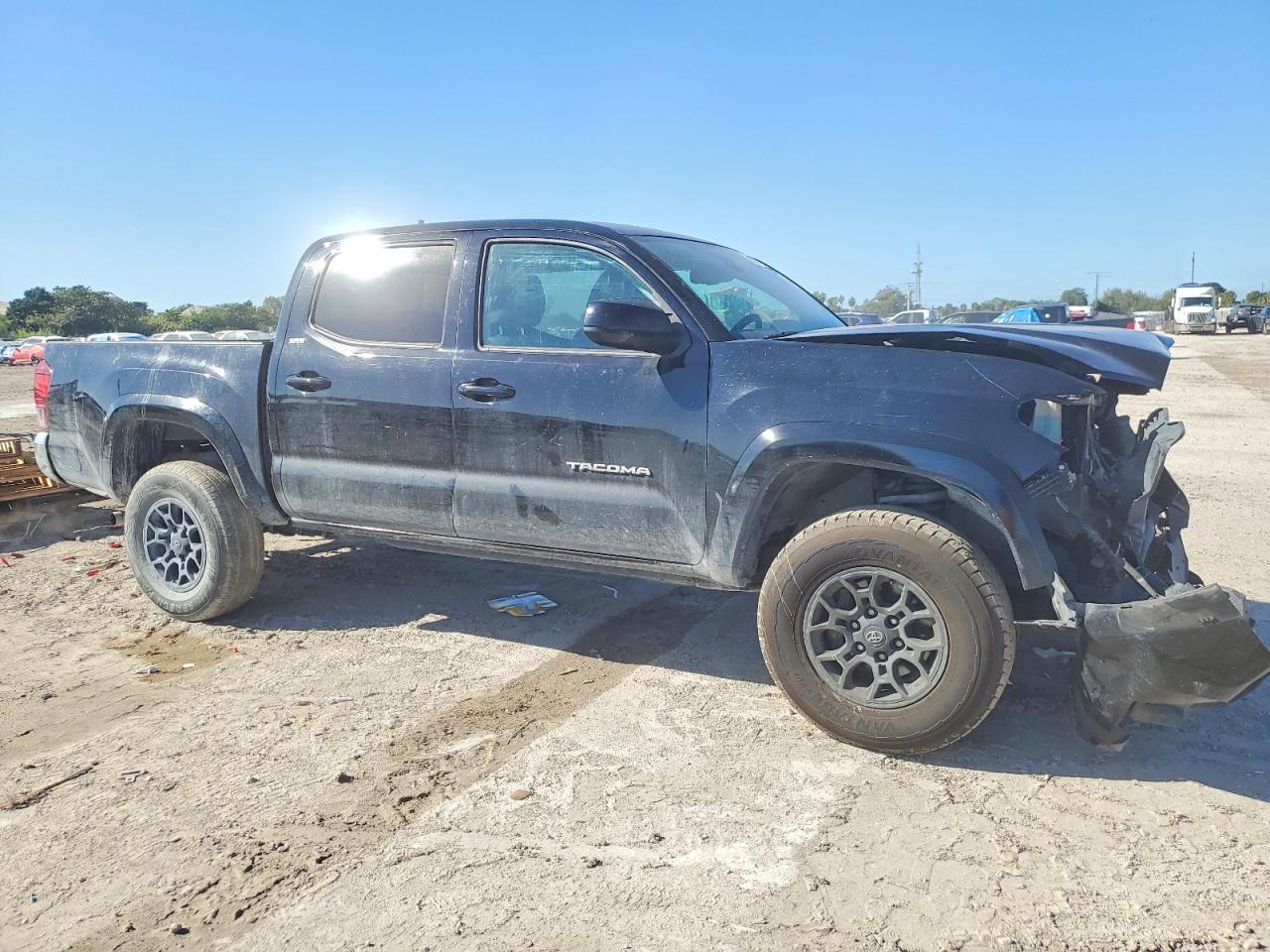 2021 Toyota Tacoma Double Cab - Фото 4