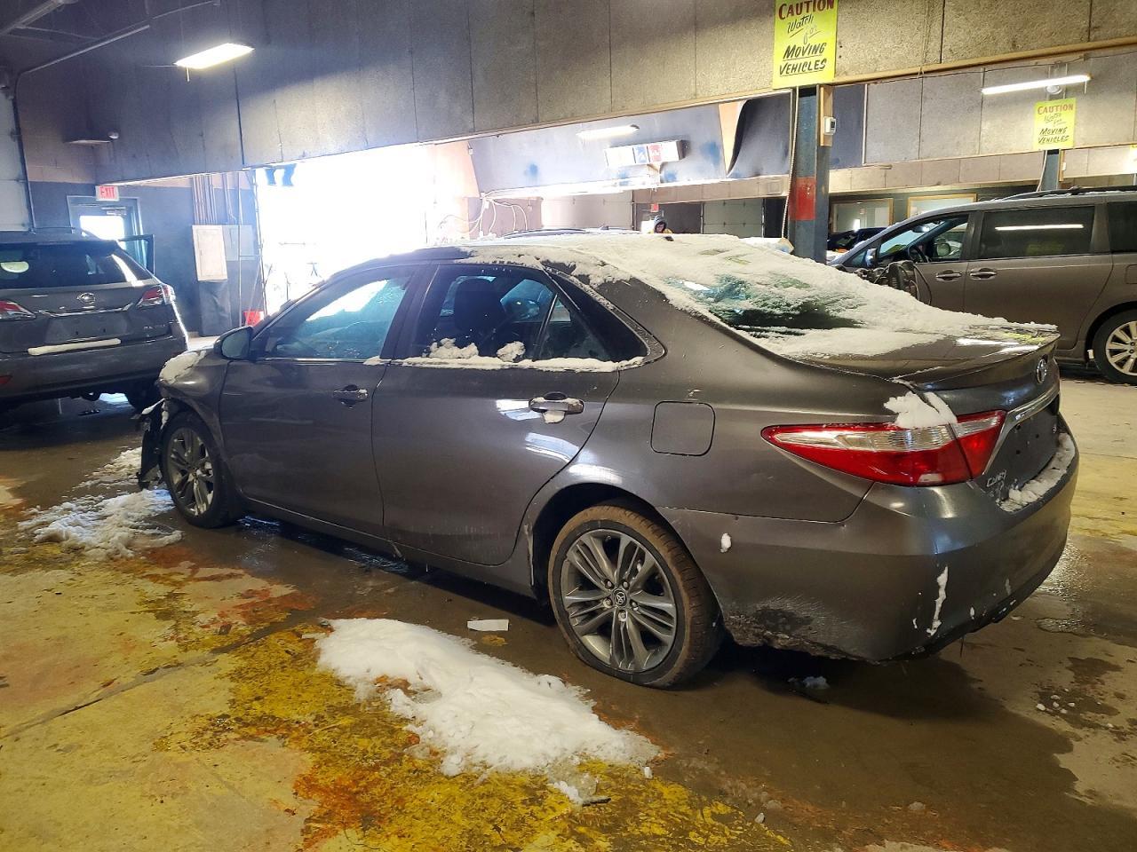 2016 Toyota Camry Le - Image 2
