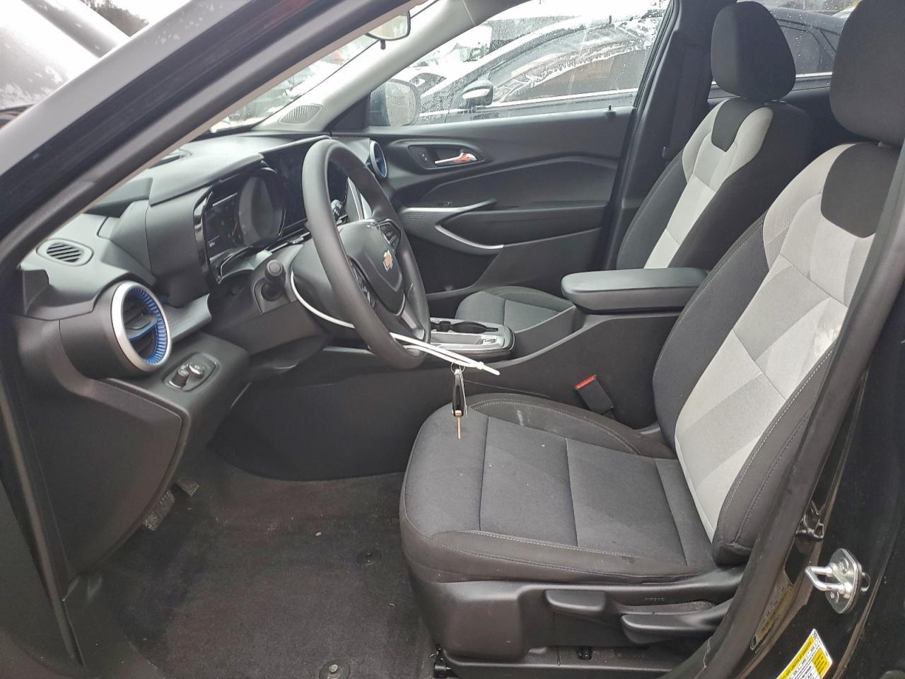 2024 Chevrolet Trax Ls - Фото 7