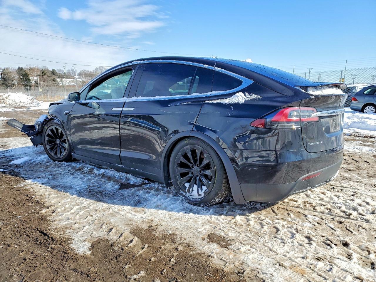 2017 Tesla Model X - Фото 2
