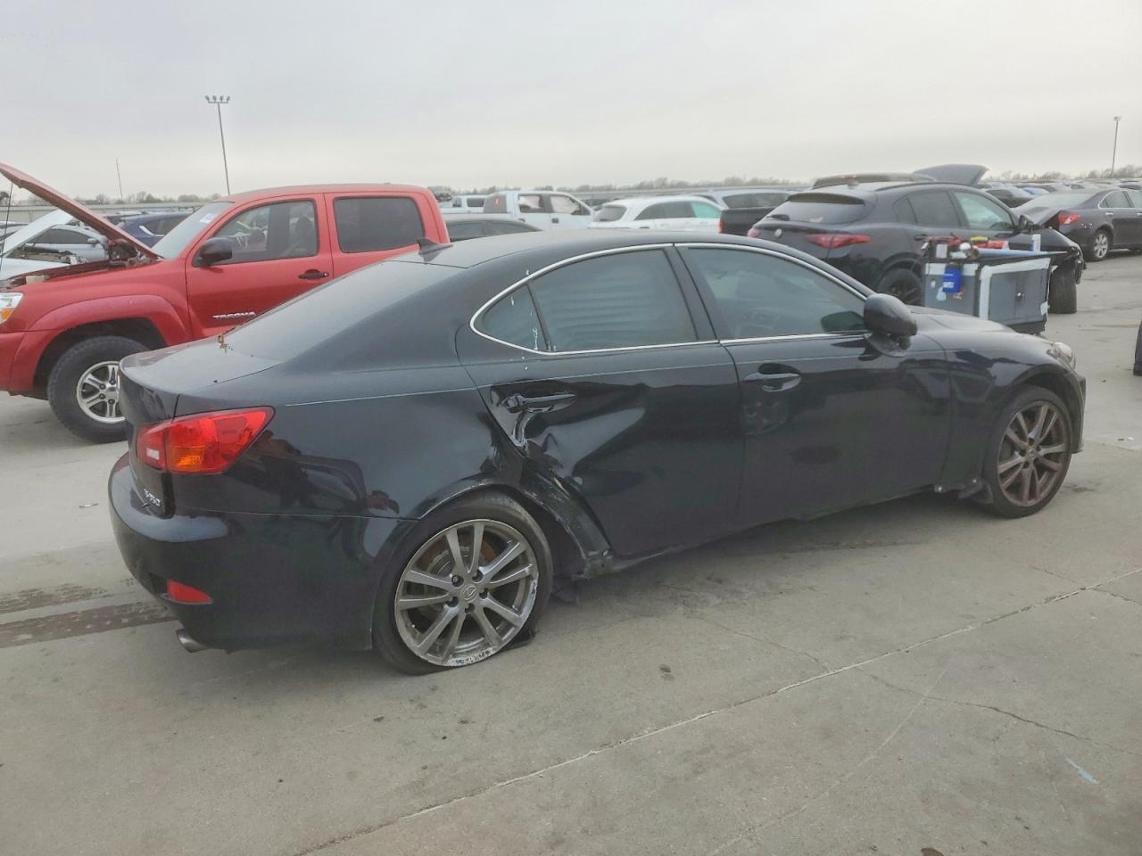 2008 Lexus Is 350 - Image 3