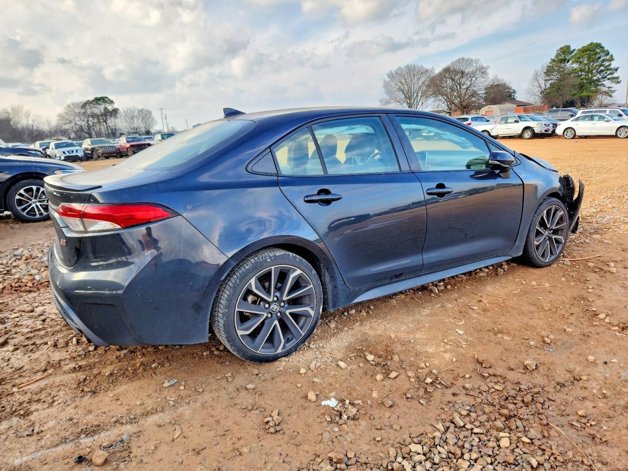 2020 Toyota Corolla Se - Фото 3